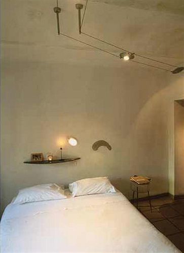 Vicolo Del Pozzo Hotel Barolo Ngoại thất bức ảnh
